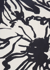 Kiton foulard en pure soie blanc et noir avec imprimé floral abstrait pour femme.