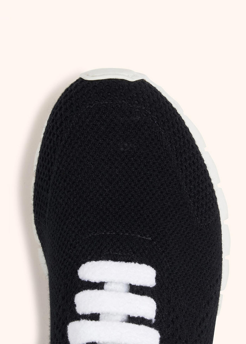 Kiton sneakers modèle « fit » en maille de cachemire de couleur noire pour femme.
