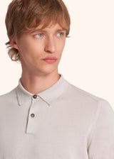 Kiton polo à manches longues de couleur gris glacier en jersey de coton pour homme.