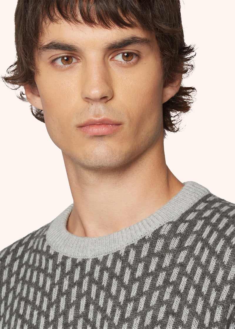 PULL EN CACHEMIRE AVEC MOTIF JACQUARD