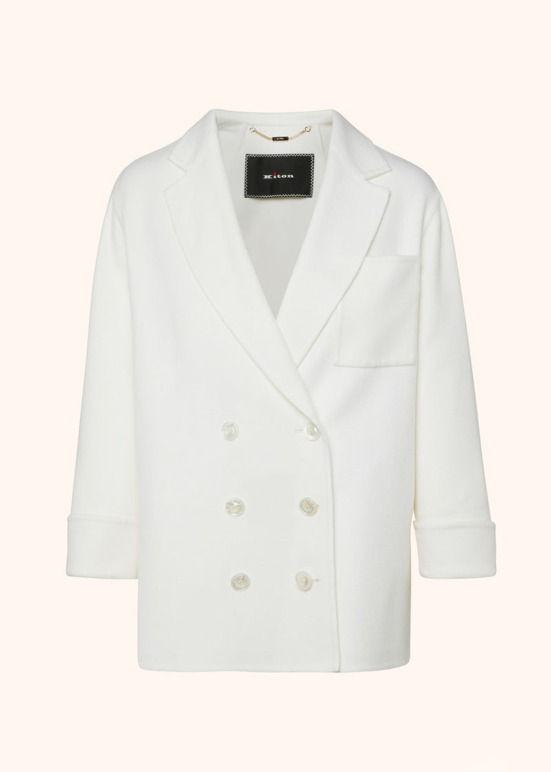 Kiton veste croisée en cachemire double épaisseur de couleur blanche pour femme.