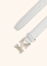 Kiton ceinture de couleur blanche en cuir de cerf pour femme.
