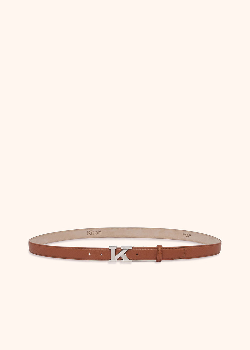 Kiton ceinture de couleur whisky réalisée en cuir de cerf pour femme.