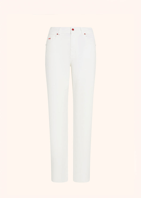 Kiton jean modèle cinq poches pour femme.