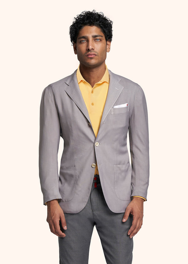 Kiton veste à boutonnage simple grise pour homme.