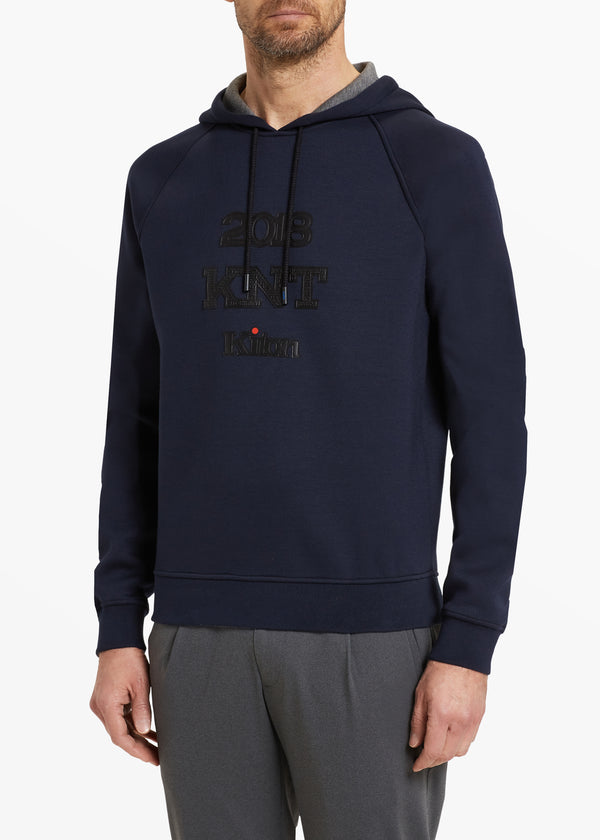 Kiton sweatshirt bleu à capuche et à manches longues réalisé en viscose extensible.