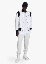 Kiton t-shirt ras-du-cou à manches courtes en précieux coton de couleur blanche.