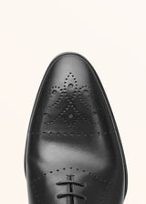 Kiton chaussures à lacets en cuir de veau pour homme.